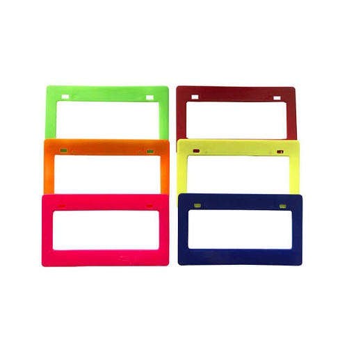 [2026/001006] PORTA PLACA PLASTICOS VARIADO